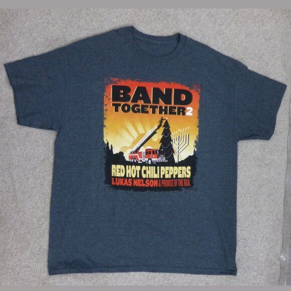 Red Hot Chili Peppers Band Together North Bay Fire Relief Benefit Concert - Picture 1 of 7